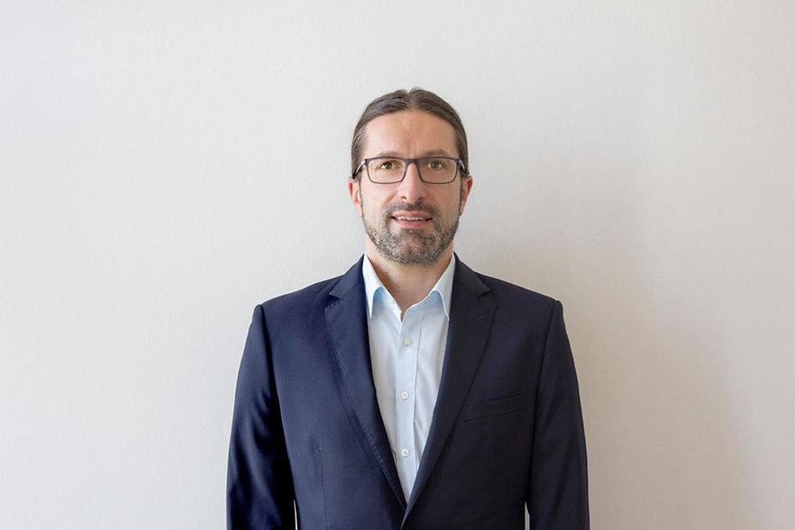 Prof. Dr. Tilo Strobach