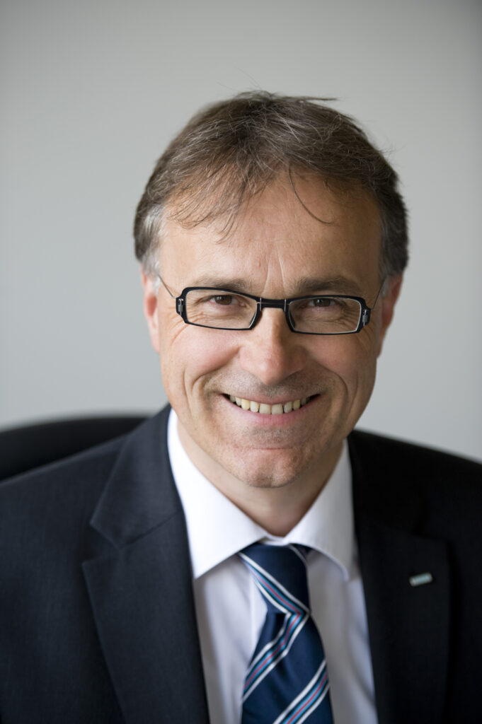 Porträtfoto von Professor Jürgen Grabe