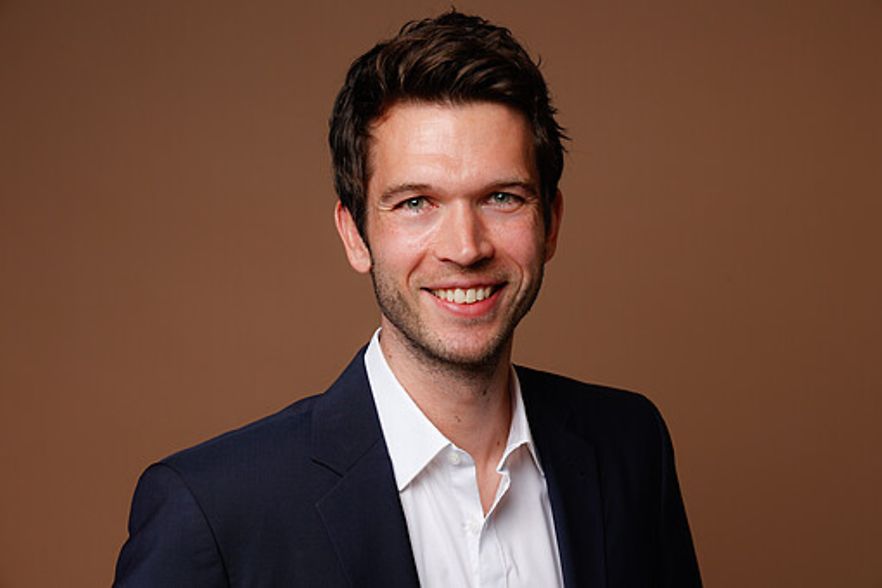 Porträtfoto von Professor Kai Widdecke