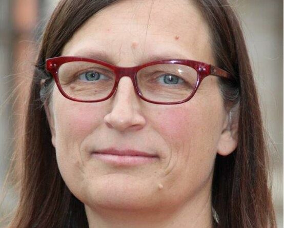 Porträtfoto von Professorin Heike Flämig