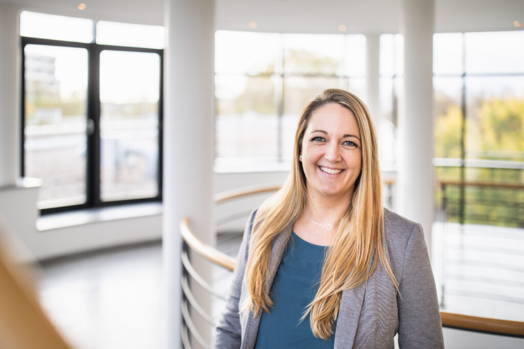 Foto von Prof. Edinger-Schons